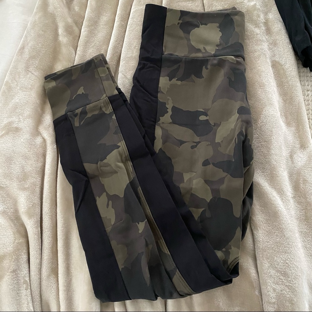 Athleta camo pants